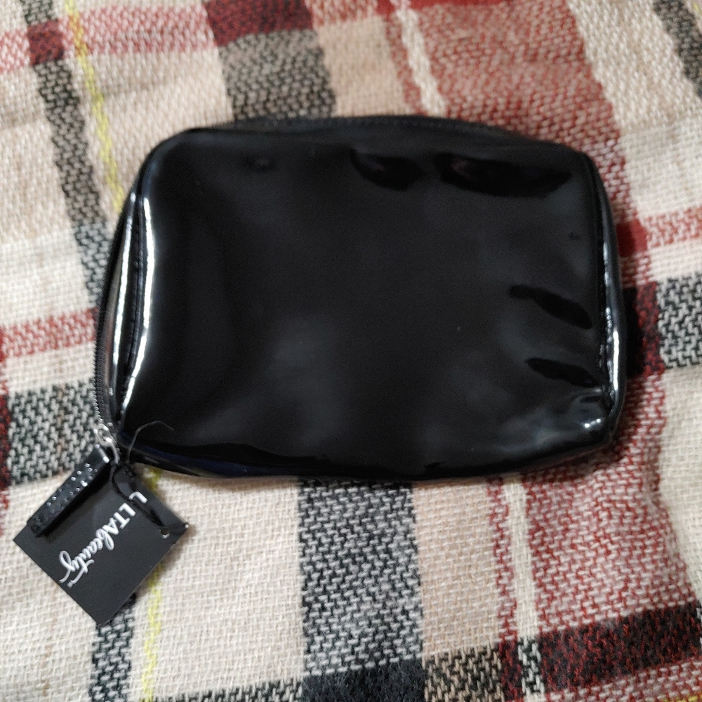 🏷️ Shiny Black Makeup Bag Ulta